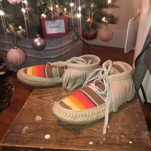 Fringe Moccasins 🤩
